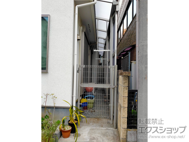 神奈川県横浜市ののテラス屋根 ソラリア F型 テラスタイプ 連棟 積雪〜20cm対応 施工例
