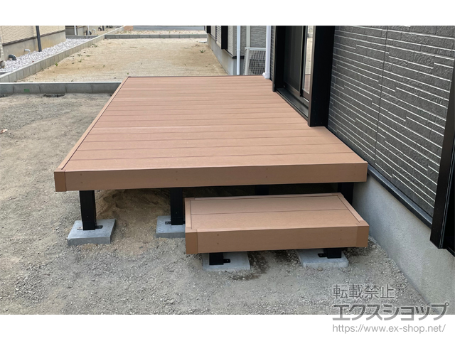 埼玉県比企郡吉見町ののウッドデッキ リウッドデッキ 200＋独立式リウッドステップ2型 施工例