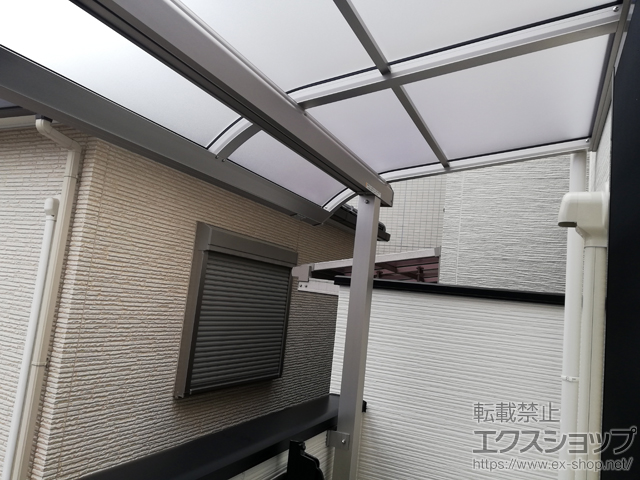 京都府京都市ののバルコニー・ベランダ屋根 プレシオステラスII R型 屋根タイプ 単体 積雪〜20cm対応 施工例