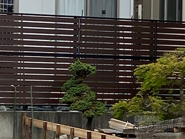 石川県金沢市ののフェンス・柵 モクアルフェンス 横板タイプ 2段支柱 自立建て用 施工例