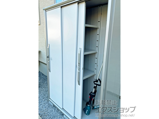 千葉県船橋市のの物置・屋外倉庫 エスモ 一般型 1350×537×1914 ESF-1305A-TW 施工例