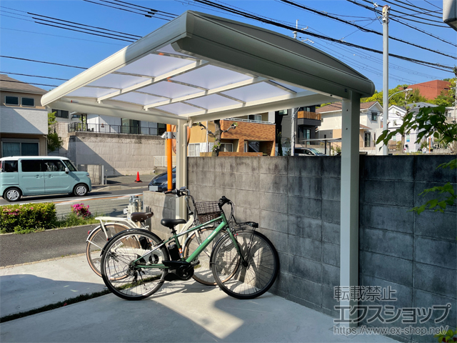 大阪府池田市ののサイクルポート・駐輪場 フーゴAプラスミニ (アーチスタイル) 積雪〜20cm対応 施工例