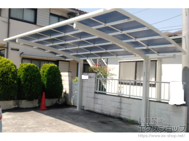 埼玉県さいたま市ののカーポート レイナポートグラン　積雪〜20cm対応+着脱式サポート柱 施工例