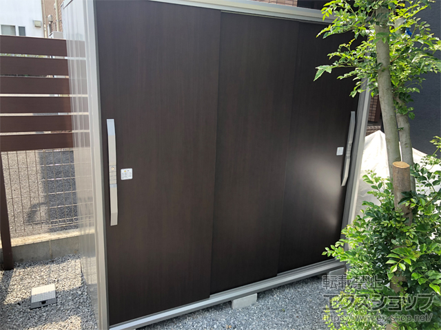 千葉県柏市のの物置・屋外倉庫 エスモ 一般型 1950×924×1913 ESF-1909A-WC 施工例