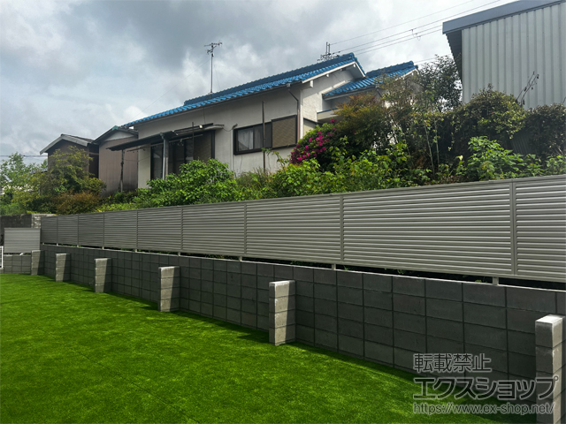兵庫県三木市ののフェンス・柵 ミエーネフェンス 目隠しルーバータイプ 自由柱施工 施工例