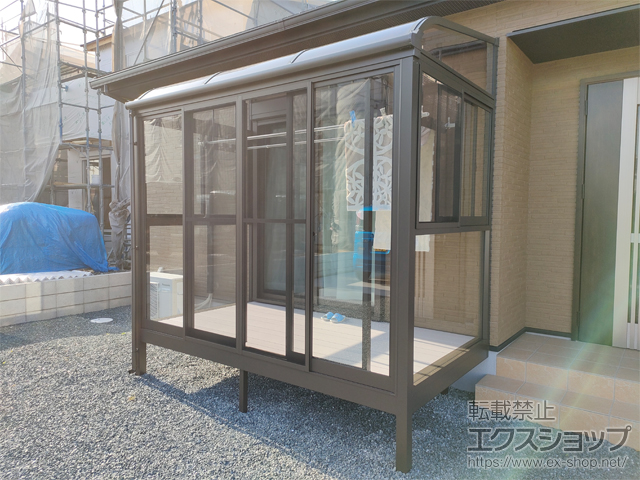 静岡県浜松市ののテラス囲い・サンルーム サニージュ R型 床納まり ランマ無 積雪〜20cm対応 施工例