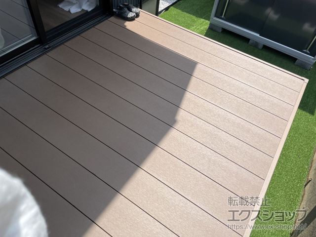 神奈川県横浜市ののウッドデッキ マージウッドデッキ+独立式リウッドステップ2型 施工例