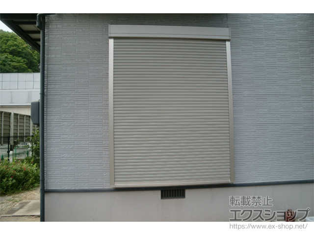 広島県呉市のの窓シャッター リフォームシャッター 手動式 標準タイプ 施工例