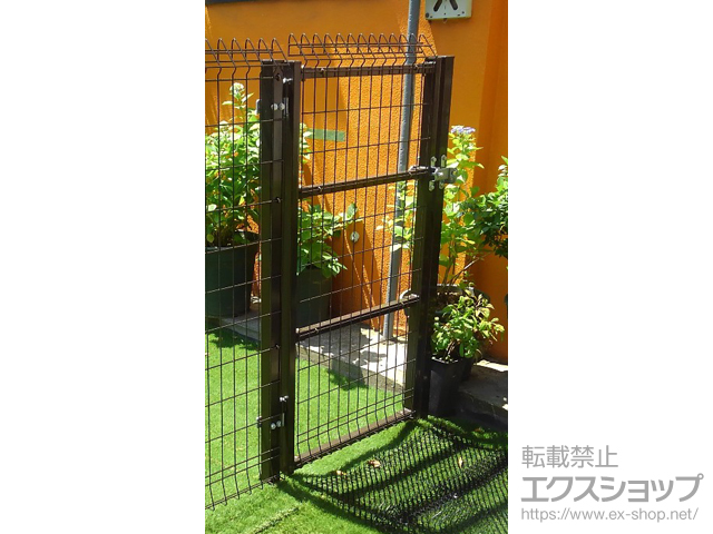 神奈川県横浜市のの門扉 メッシュフェンスG10 門扉 片開き 柱使用 施工例