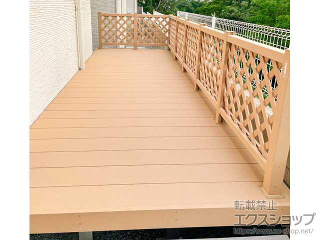 兵庫県神戸市ののウッドデッキ リウッドデッキ 200+リウッドデッキフェンス2型 施工例
