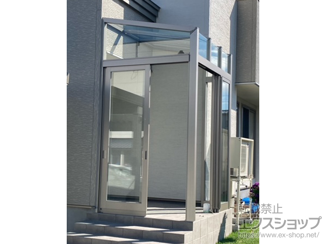 北海道函館市のLIXIL リクシル（トステム）の風除室 ツインガードIII Cタイプ 屋根付き 施工例