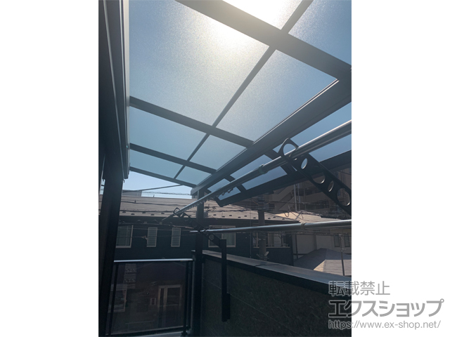 埼玉県川口市ののバルコニー・ベランダ屋根 ソラリア R型 屋根タイプ 単体 積雪〜20cm対応 施工例