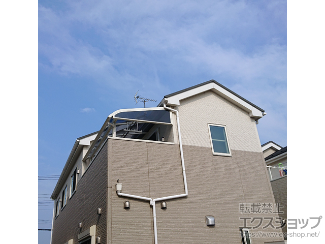 千葉県木更津市ののバルコニー・ベランダ屋根 ソラリア R型 屋根タイプ 単体 積雪〜20cm対応 施工例