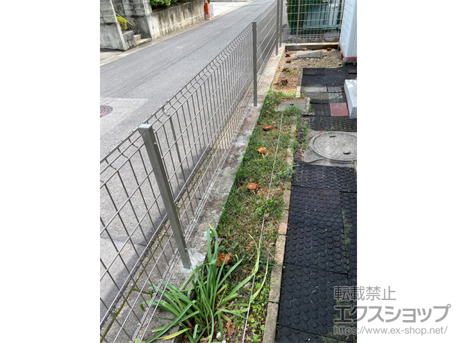 愛知県小牧市ののフェンス・柵 ハイグリッドフェンスUF8型　フリーポールタイプ 施工例
