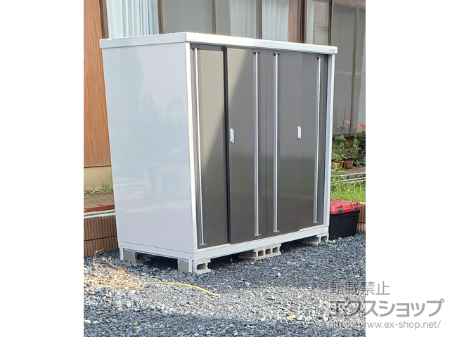 新潟県新潟市のの物置・屋外倉庫 シンプリー 一般型 1940×905×1603 MJX-199D-P-EB 施工例