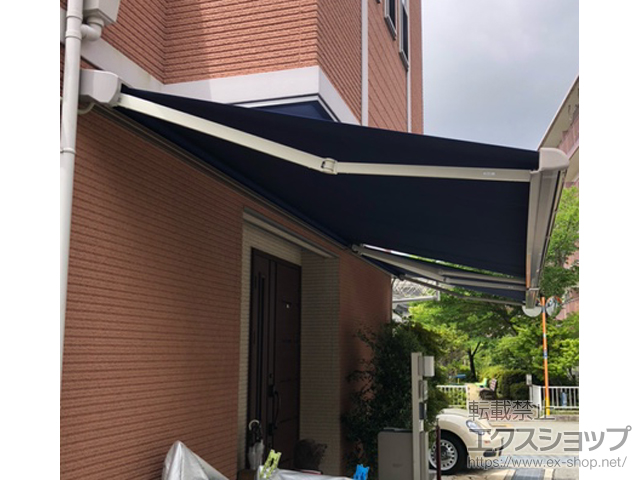 大阪府箕面市ののオーニング・日よけ 彩風 あやかぜ CR型 電動式（リモコン）スクリーン付タイプ 施工例