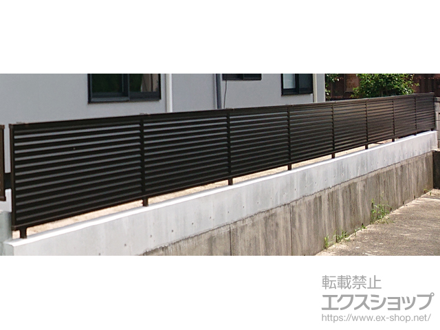島根県出雲市ののフェンス・柵 ミエーネフェンス 目隠しルーバータイプ 自由柱施工 施工例