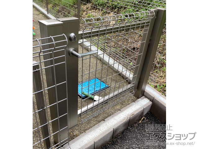 宮城県仙台市のの門扉 ユメッシュHR型門扉 片開き アルミ角型門柱 施工例