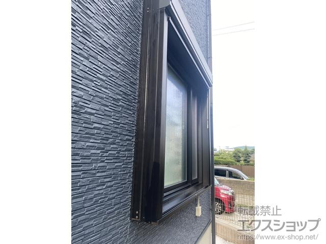 福岡県筑紫野市のLIXIL リクシル（トステム）の窓シャッター リフォームシャッター 電動式 標準タイプ 施工例