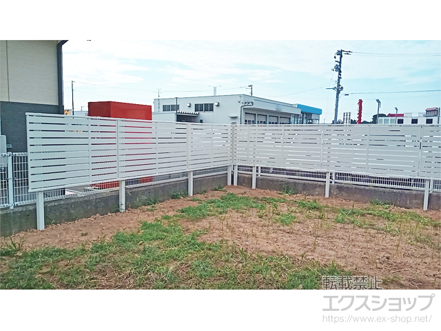 新潟県柏崎市ののフェンス・柵 シンプレオフェンスSY1F型 横半目隠し 上段のみ設置 自立建て用 施工例