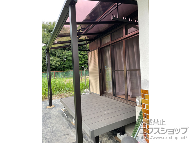 山口県光市ののテラス屋根 ソラリア F型 テラスタイプ 単体 積雪〜20cm対応+吊り下げ式固定物干し 施工例