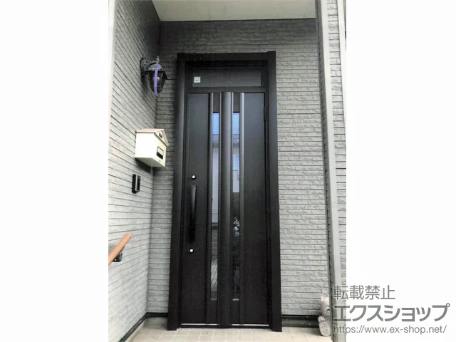 福島県郡山市のの内窓（二重窓・二重サッシ） リシェント玄関ドア3 断熱K2仕様 片開き仕様(ランマ付)外観右吊元 G15型 ※手動仕様 施工例