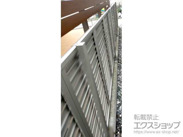 埼玉県川口市ののフェンス・柵 ルシアスフェンスF05型 横ルーバー 自由柱施工 施工例