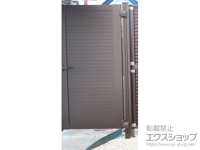 大阪府泉大津市のの門扉 シンプレオ門扉5型 横目隠し 片開き 高尺タイプ 門柱使用 施工例