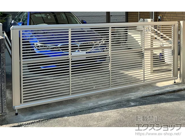 愛媛県松山市のの門扉、カーゲート、テラス屋根、ウッドデッキ ルシアスアップゲート 1型 横格子 電動 施工例