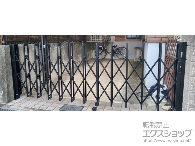 兵庫県宝塚市ののカーゲート トリップゲートII 2型 スタンダード ノンレール 片開き 32S 施工例