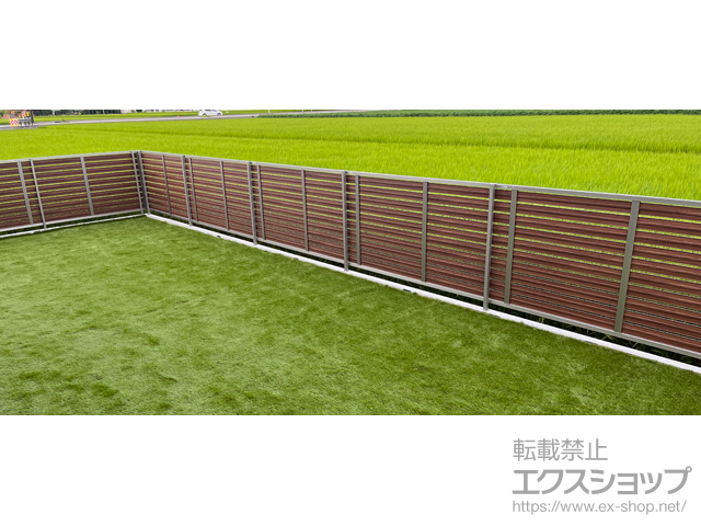 富山県黒部市ののフェンス・柵 モクハイフェンス フリーポールタイプ　木調カラー 施工例