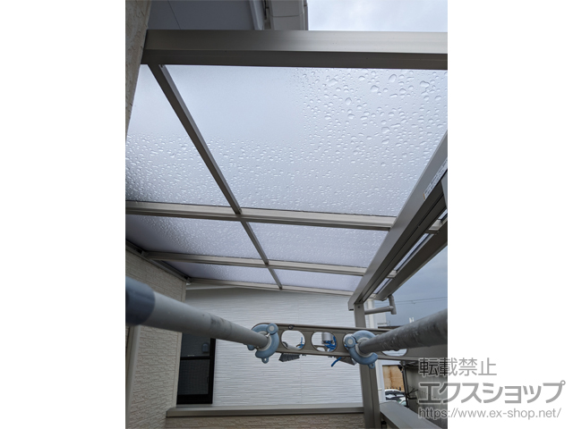 奈良県奈良市ののバルコニー・ベランダ屋根 プレシオステラスII F型 屋根タイプ 単体 積雪〜20cm対応 施工例