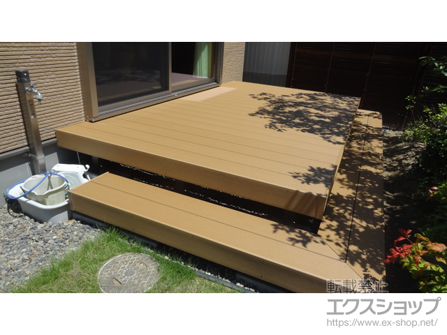 新潟県三条市ののウッドデッキ 樹ら楽ステージ＋ローデッキ1段（3面） 施工例