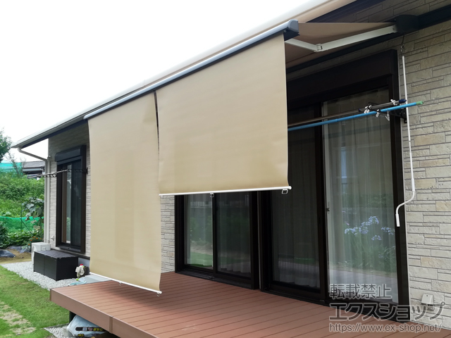 奈良県高市郡高取町のLIXIL リクシル（トステム）のオーニング・日よけ 彩風 あやかぜ CR型 手動式 スクリーン付タイプ 施工例