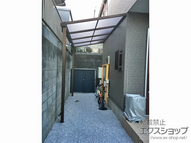 埼玉県入間郡毛呂山町のYKKAPのテラス屋根 ソラリア F型 テラスタイプ 単体 積雪～20cm対応 施工例