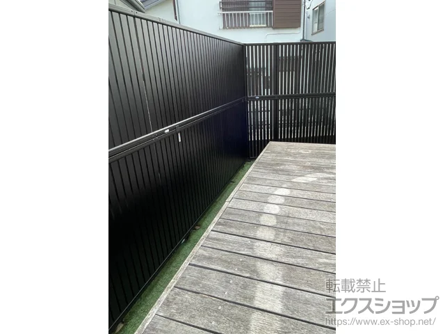 埼玉県名古屋市のYKKAPのフェンス・柵・塀 シンプレオフェンス4F型 たて太格子 2段支柱 自立建て用 施工例