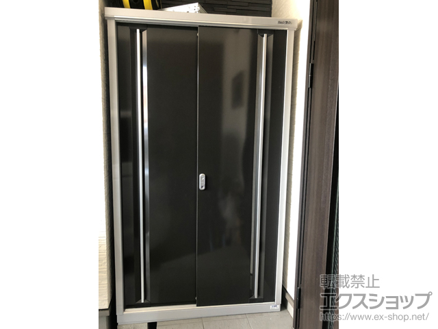 京都府京都市のの物置・屋外倉庫 シンプリー 一般型 1100×515×1903（MJX-115E） MJX-115E-P-EB 施工例