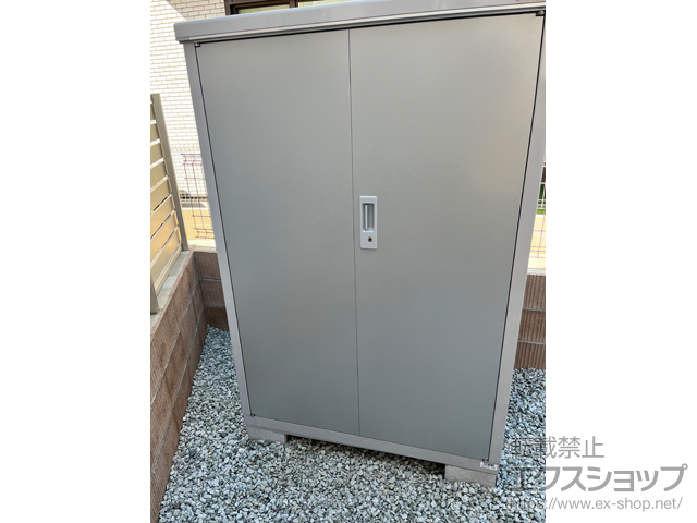 兵庫県加古川市のの物置・屋外倉庫 タイヤストッカー 1100×905×1603（BJX-119DT） BJX-119DT-PS 施工例