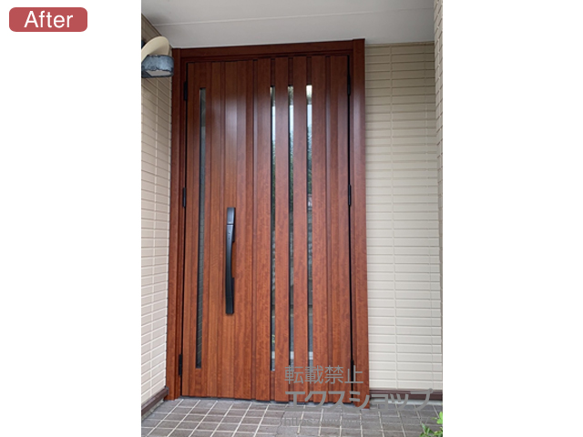 千葉県千葉市のLIXIL リクシル（トステム）の玄関ドア シェント玄関ドア3 断熱K4仕様 親子仕様(ランマ無)外観右吊元 G14型 ※カザスプラス仕様 施工例