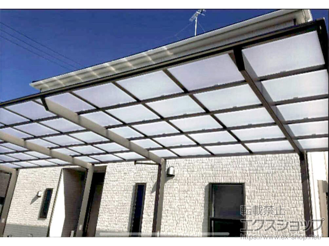 兵庫県揖保郡太子町ののカーポート ネスカＦ (フラットスタイル) 縦連棟 積雪〜20cm対応 施工例