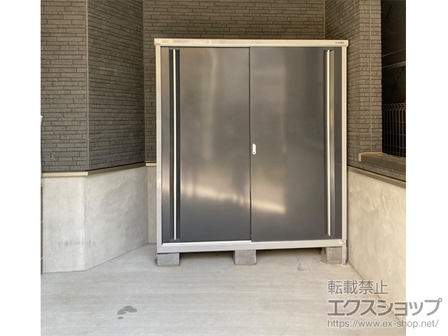 東京都渋谷区のの物置・屋外倉庫 シンプリー 一般型 1740×615×1903 MJX-176E-P-CG 施工例