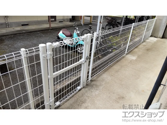 埼玉県上尾市のYKKAPの門扉 イーネット門扉2型 片開き　門柱使用 施工例