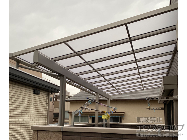 東京都江東区ののバルコニー・ベランダ屋根 ソラリア F型 1500 屋根タイプ 連棟 積雪〜50cm対応 施工例