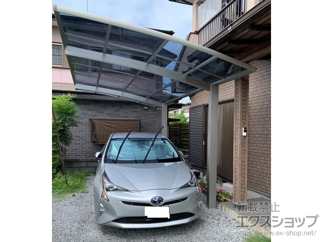 栃木県鹿沼市のValue Selectのカーポート プレシオスポート 積雪〜20cm対応 施工例