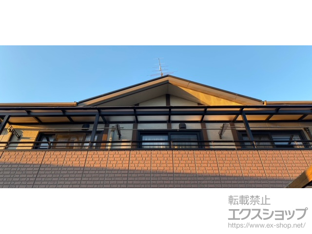 埼玉県鴻巣市ののバルコニー・ベランダ屋根 プレシオステラスII R型 屋根タイプ 三連棟 積雪〜20cm対応 施工例