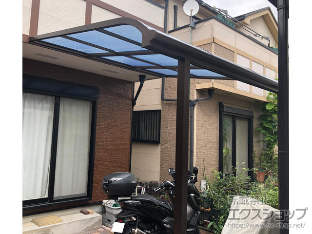 埼玉県草加市ののテラス屋根 ソラリア R型 テラスタイプ 単体 積雪〜20cm対応 施工例