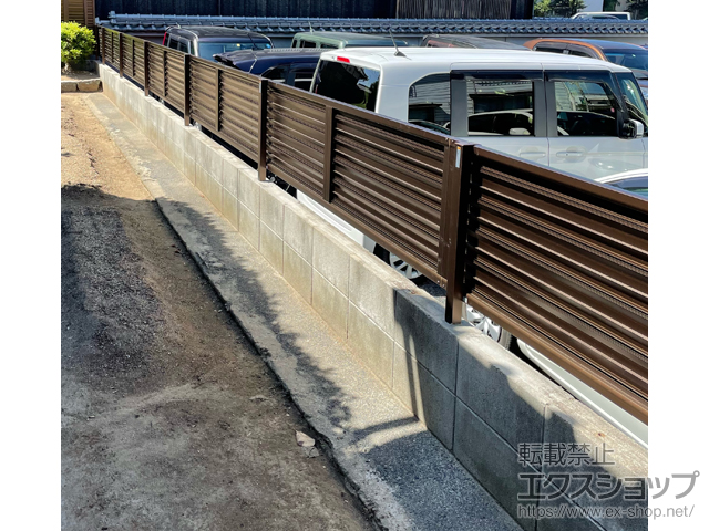 岡山県倉敷市ののフェンス・柵 シンプレオフェンス13F型 ルーバー 自由柱施工 施工例