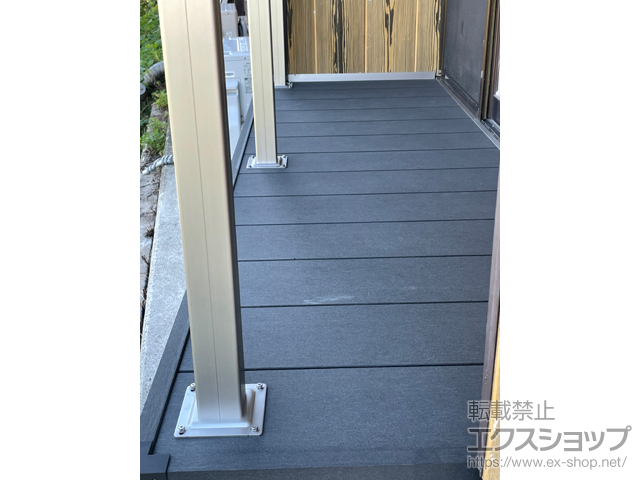 鳥取県東伯郡湯梨浜町ののウッドデッキ リウッドデッキ 200＋ルシアスデッキフェンスB01型<笠木のみタイプ> 施工例