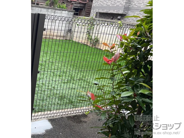 東京都杉並区のの門扉、フェンス・柵・塀 ハイグリッドフェンスN1型 間仕切柱施工 施工例