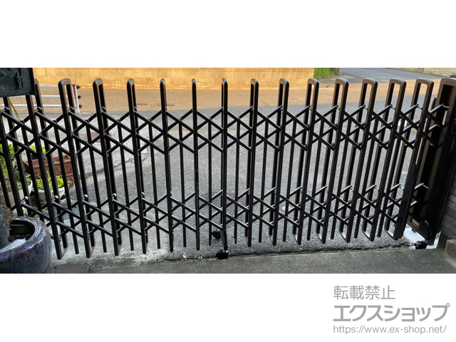 岡山県岡山市ののカーゲート レイオス3型(ペットガード) ノンレール 片開き　30S 施工例